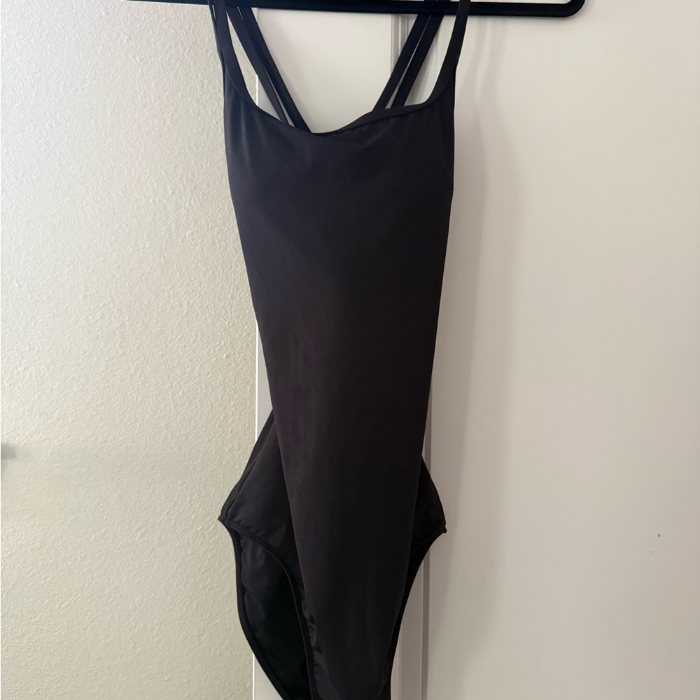 Carve Designs Black Beacon One-Piece Swimsuit Medium Tall